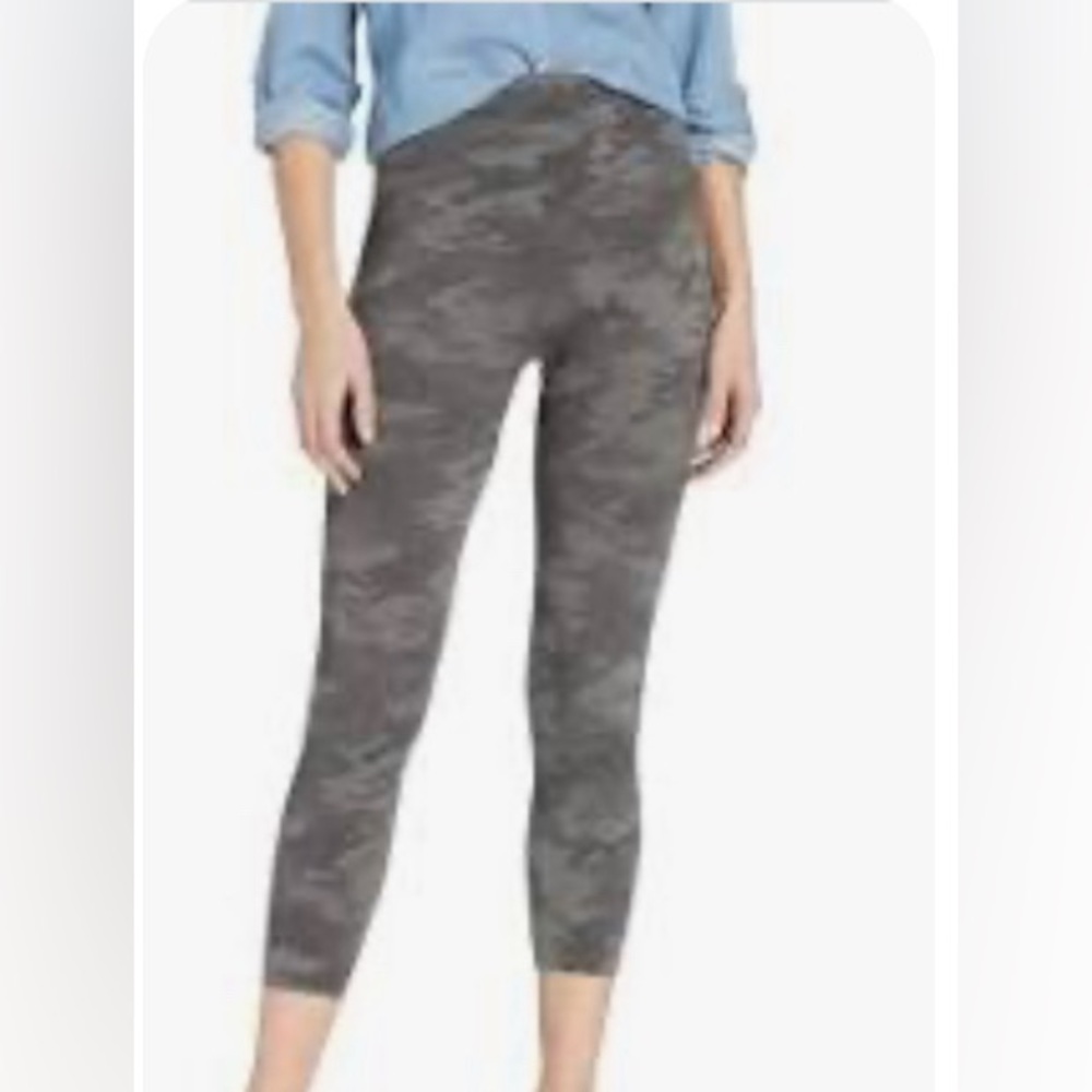 SPANX Look at Me Now Cropped Seamless Leggings Sage Camo MD - Picture 7 of 7